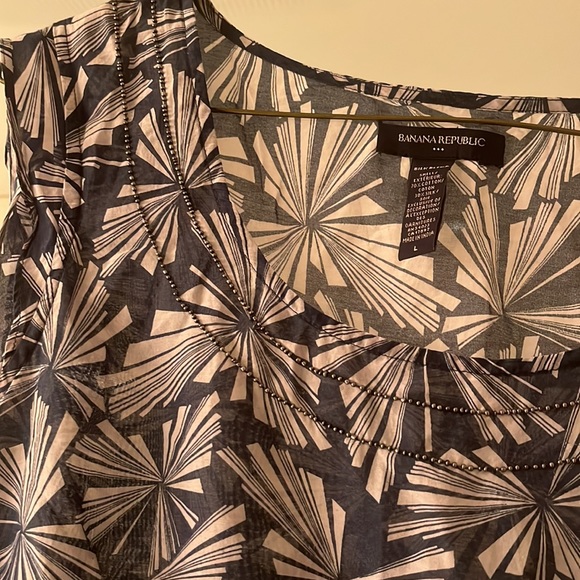 Breezy Banana Republic Blouse - Picture 3 of 4